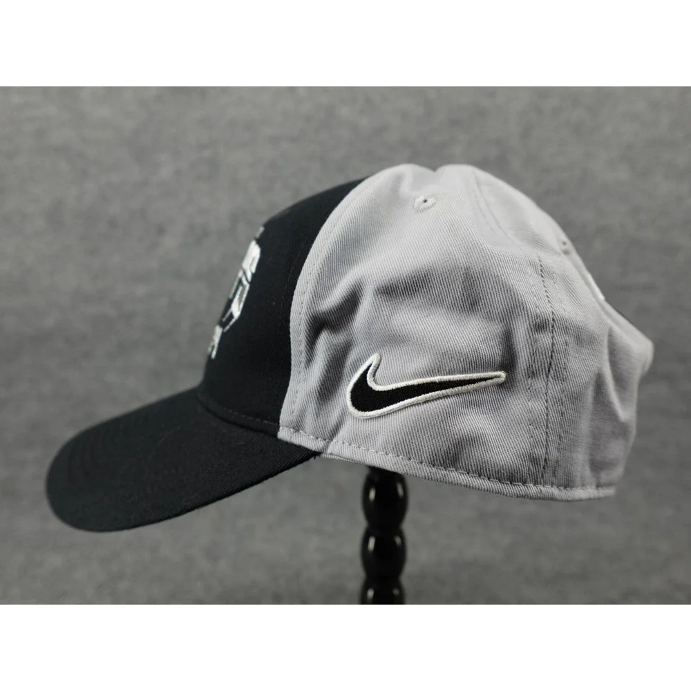 Nike Oregon Ducks 2024 Vrbo Fiesta Bowl Champions Hat Mens OS Black Grey SP24DDV